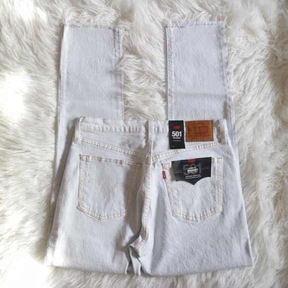 NWT Levi's 501 Jeans Size 30 High Rise Skinny Cropped Light Blue Wash - Picture 6 of 8